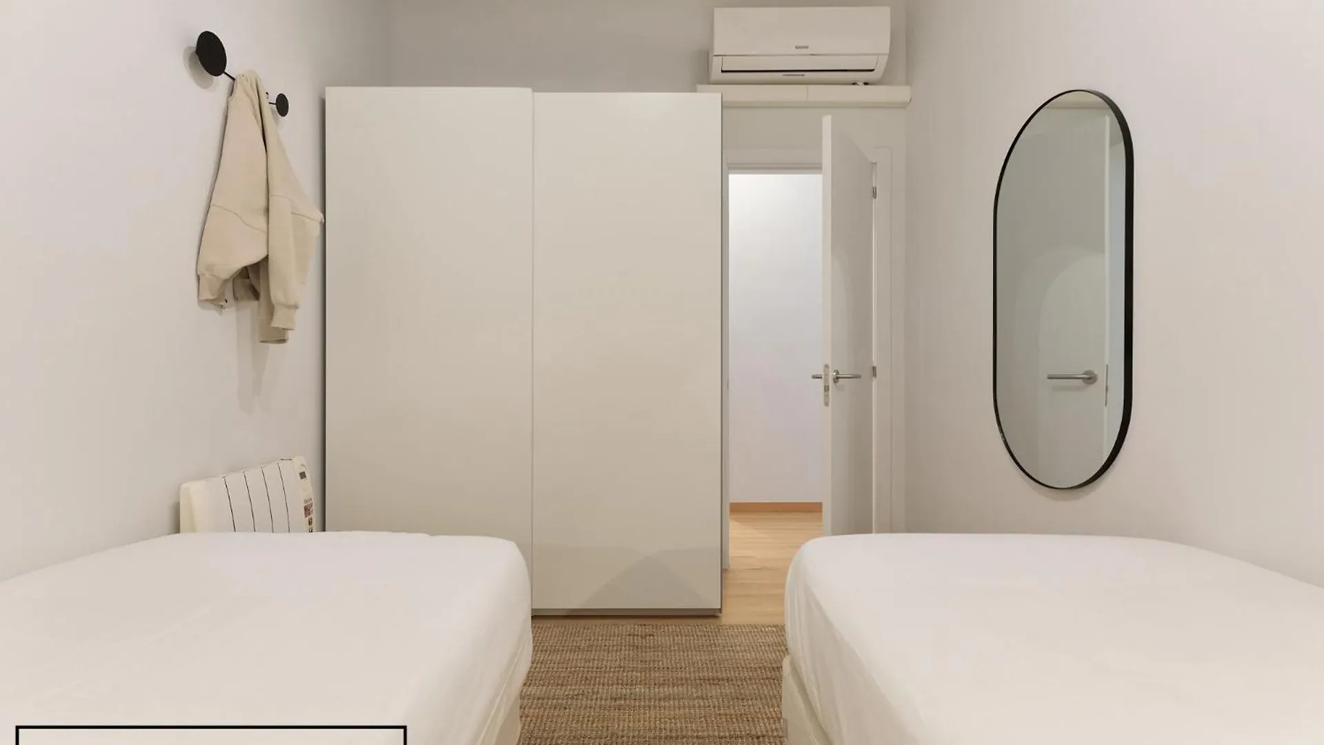ברצלונה Enjoy Apartments Ecuador ספרד