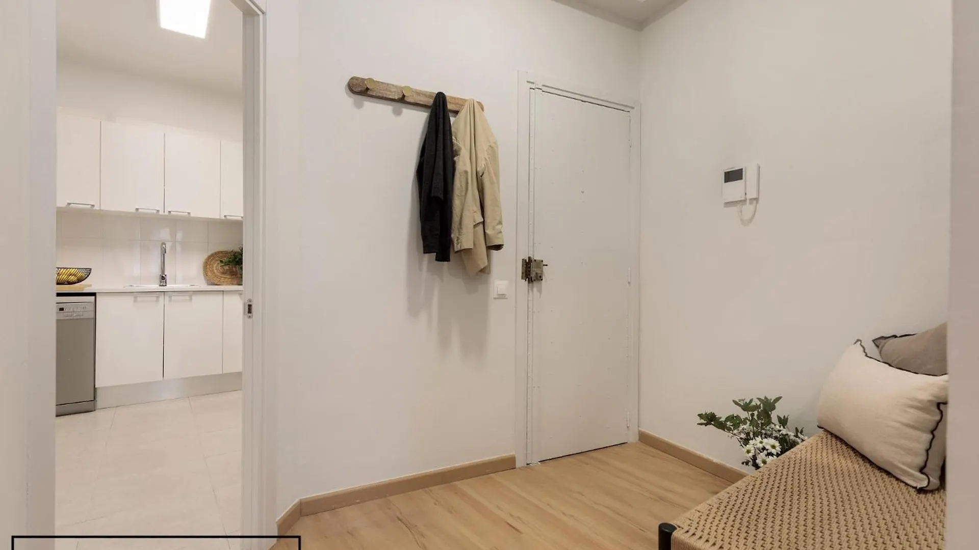 Enjoy Apartments Ecuador Barcelona 0*,  Spain