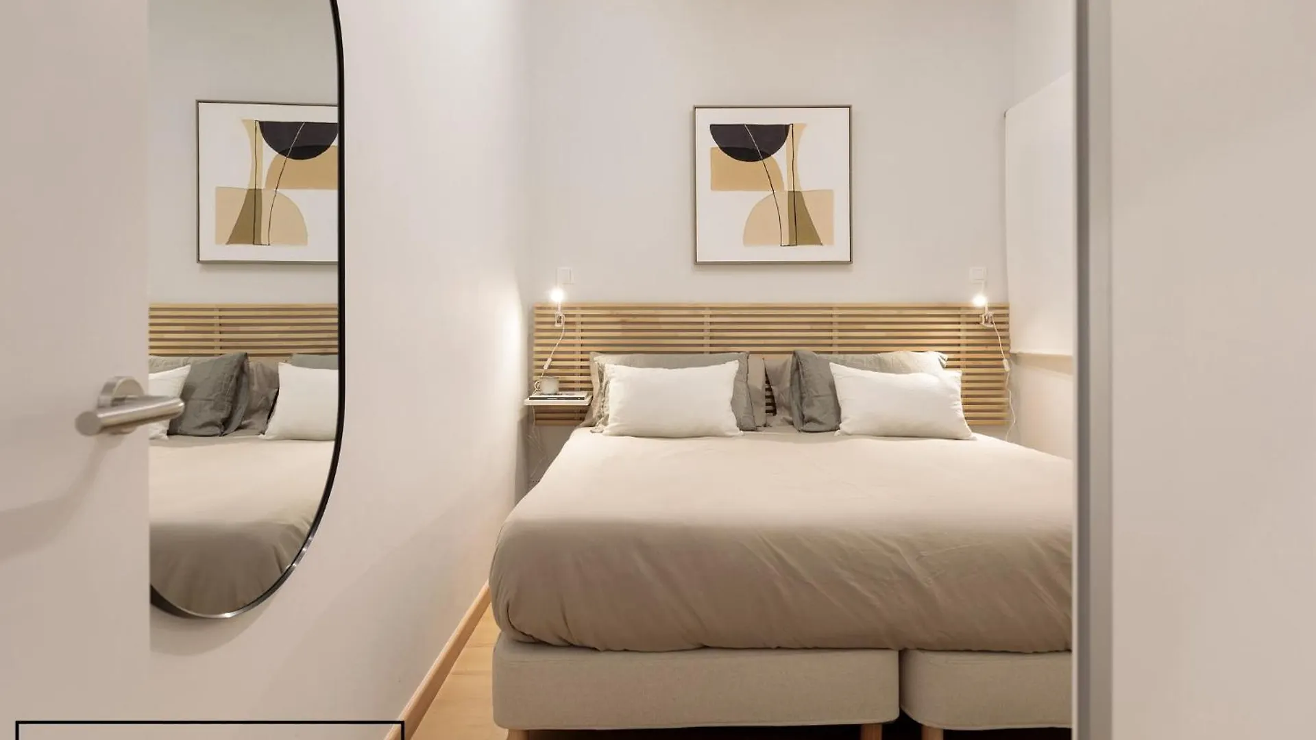 Enjoy Apartments Ecuador Barcelona 0*,