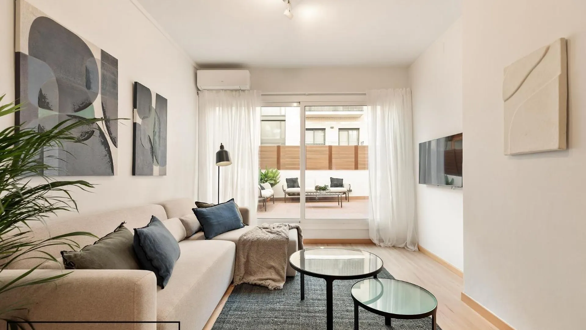 Enjoy Apartments Ecuador Barcelona